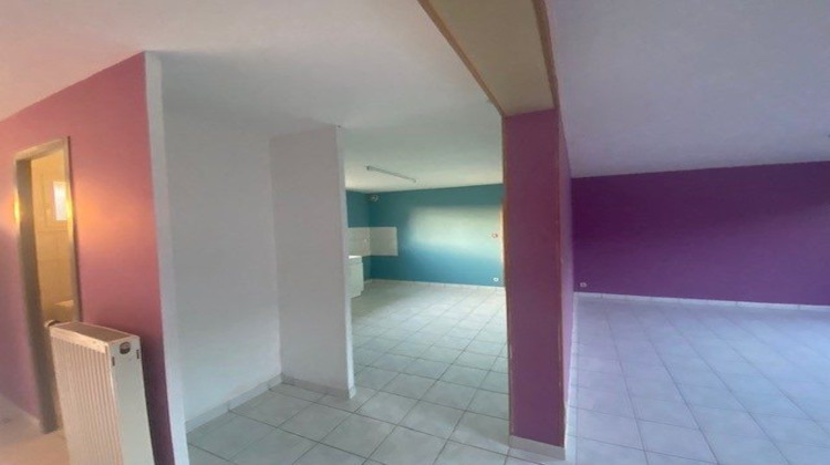 Ma-Cabane - Location Maison Pouilly-lès-Feurs, 105 m²
