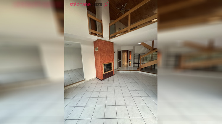 Ma-Cabane - Location Maison POULLAN-SUR-MER, 110 m²
