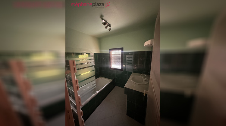 Ma-Cabane - Location Maison POULLAN-SUR-MER, 110 m²