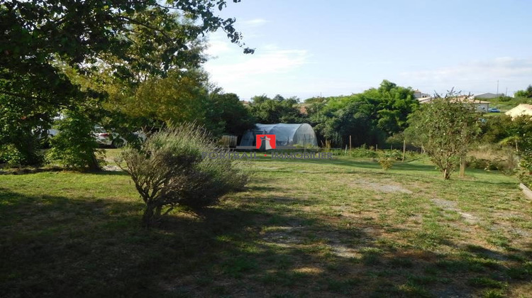 Ma-Cabane - Location Maison Prignac-et-Marcamps, 144 m²