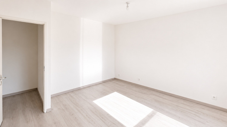 Ma-Cabane - Location Maison PUGNAC, 91 m²