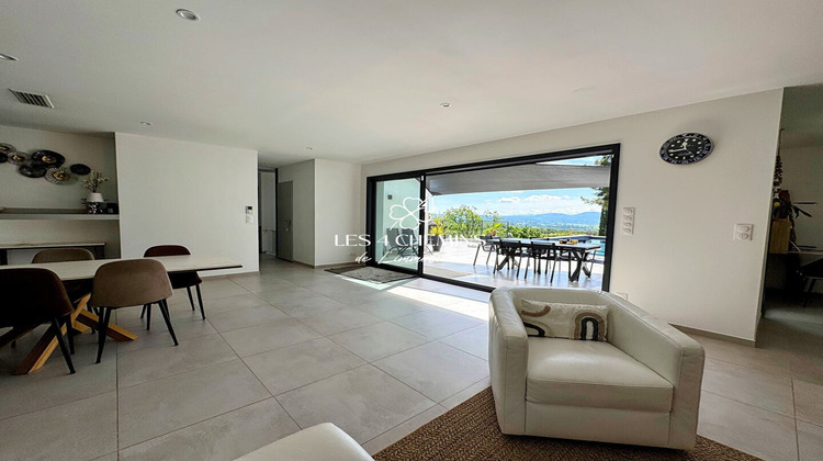 Ma-Cabane - Location Maison PUYLOUBIER, 168 m²