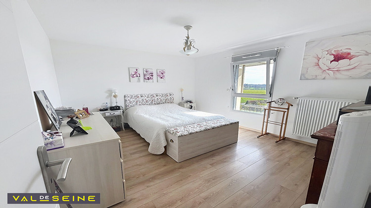 Ma-Cabane - Location Maison QUINCAMPOIX, 90 m²