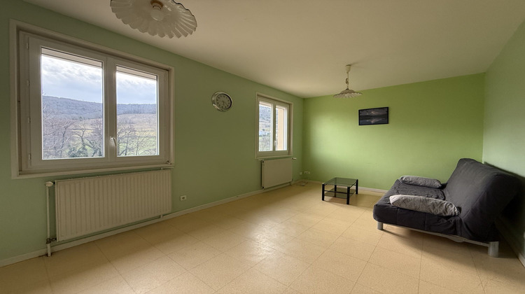 Ma-Cabane - Location Maison Quincié-en-Beaujolais, 79 m²