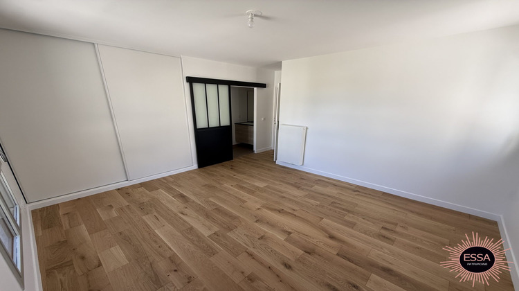 Ma-Cabane - Location Maison Rennemoulin, 155 m²