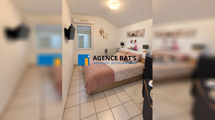 Ma-Cabane - Location Maison Roche la Moliere, 93 m²
