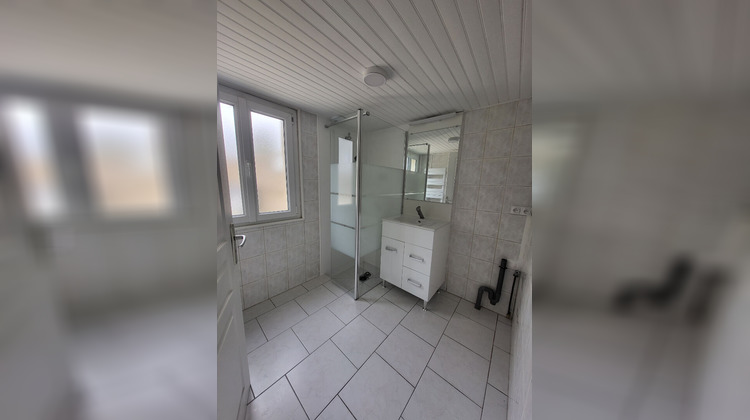 Ma-Cabane - Location Maison ROCHEFORT, 70 m²