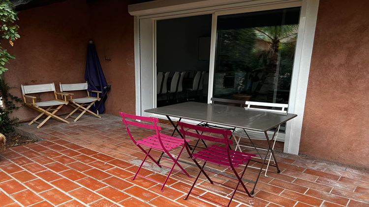 Ma-Cabane - Location Maison ROQUEBRUNE-SUR-ARGENS, 32 m²