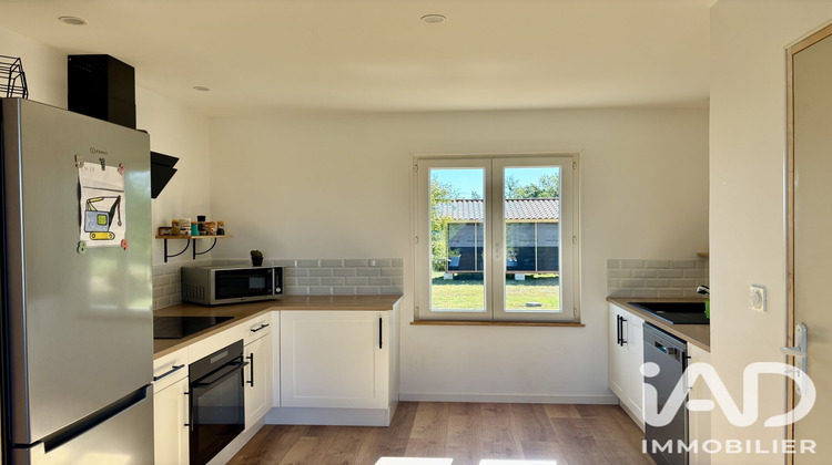 Ma-Cabane - Location Maison Rouffignac-Saint-Cernin-de-Reilhac, 64 m²