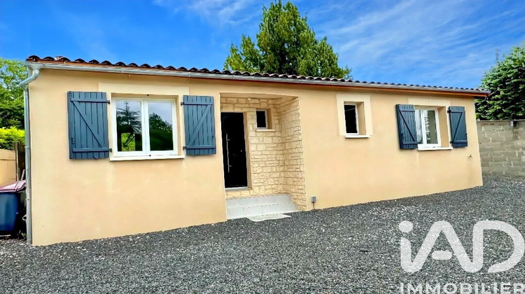 Ma-Cabane - Location Maison Roullet-Saint-Estèphe, 64 m²