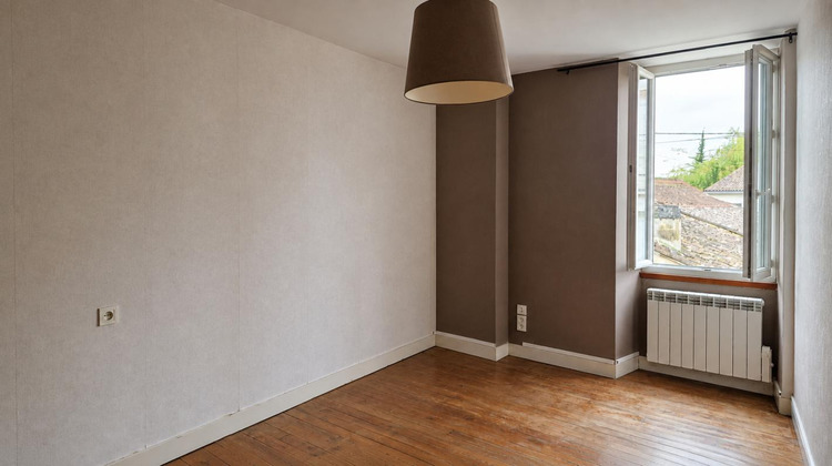 Ma-Cabane - Location Maison RUELLE SUR TOUVRE, 94 m²