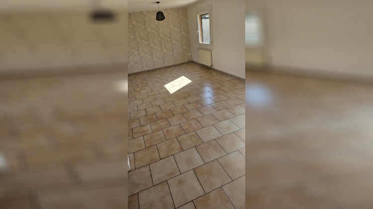 Ma-Cabane - Location Maison Sains-du-Nord, 107 m²