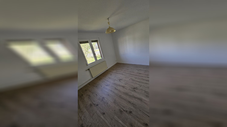 Ma-Cabane - Location Maison Sains-du-Nord, 107 m²