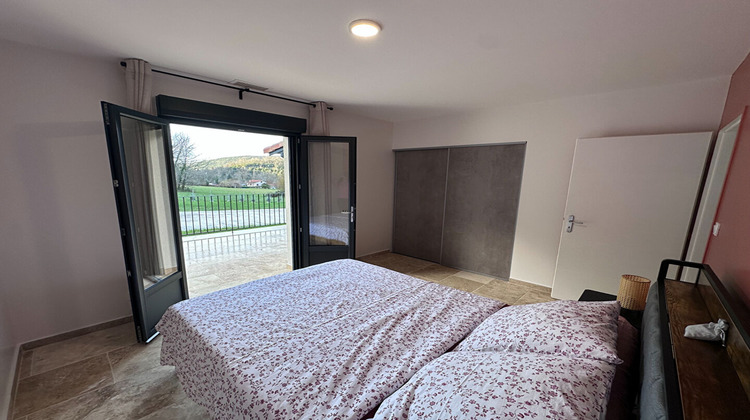 Ma-Cabane - Location Maison SAINT-ANTONIN-NOBLE-VAL, 61 m²