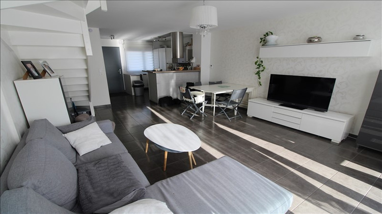 Ma-Cabane - Location Maison SAINT-APOLLINAIRE, 93 m²