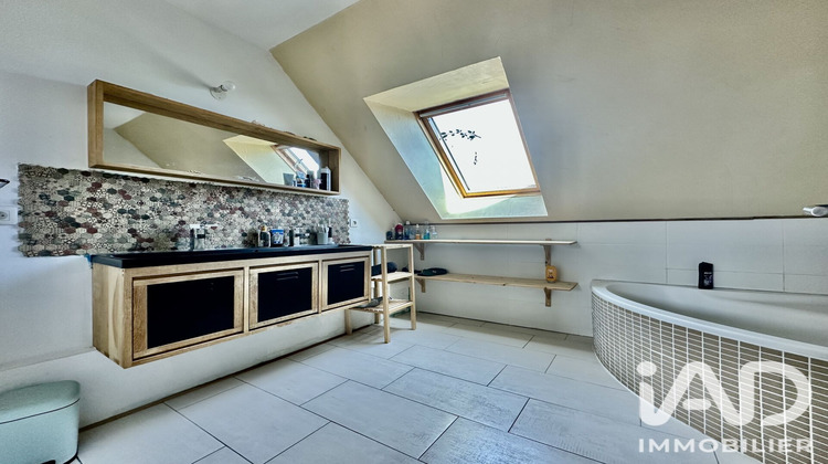 Ma-Cabane - Location Maison Saint-Aubin-d'Aubigné, 113 m²