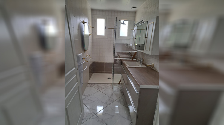 Ma-Cabane - Location Maison SAINT-AUBIN-D'AUBIGNE, 89 m²