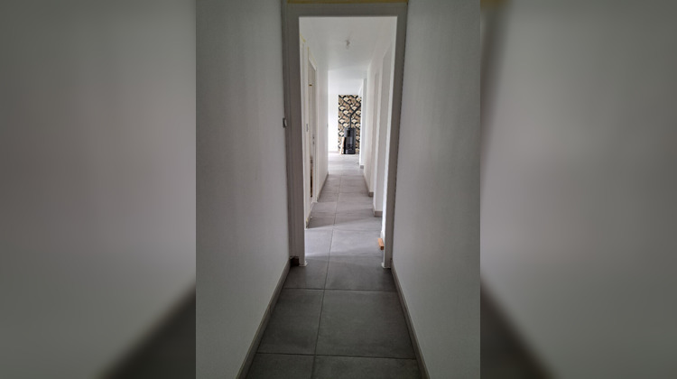 Ma-Cabane - Location Maison SAINT-AUBIN-D'AUBIGNE, 89 m²