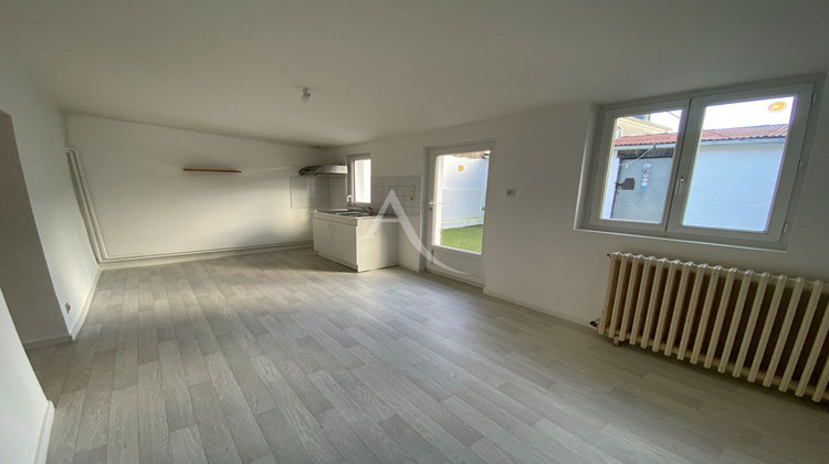 Ma-Cabane - Location Maison SAINT-AUGUSTIN-DES-BOIS, 83 m²