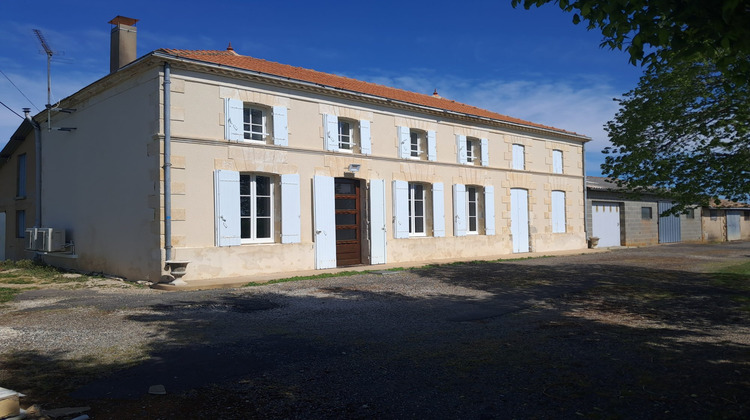 Ma-Cabane - Location Maison Saint-Bonnet-sur-Gironde, 100 m²