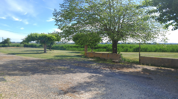 Ma-Cabane - Location Maison Saint-Bonnet-sur-Gironde, 100 m²