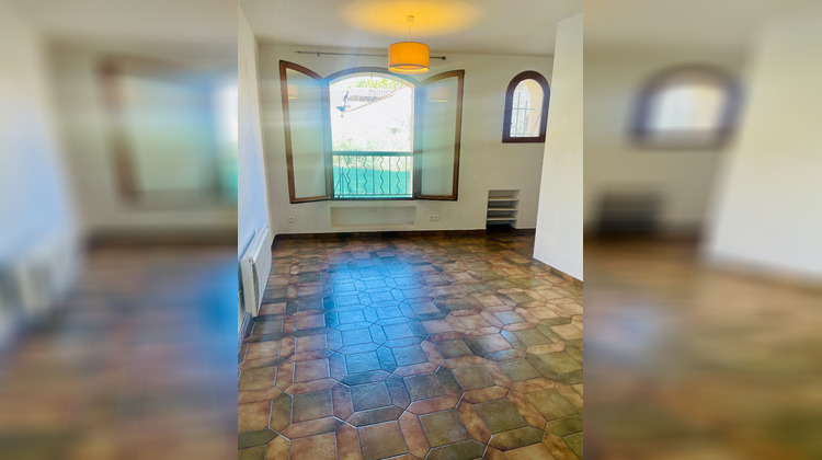 Ma-Cabane - Location Maison SAINT-CANNAT, 57 m²