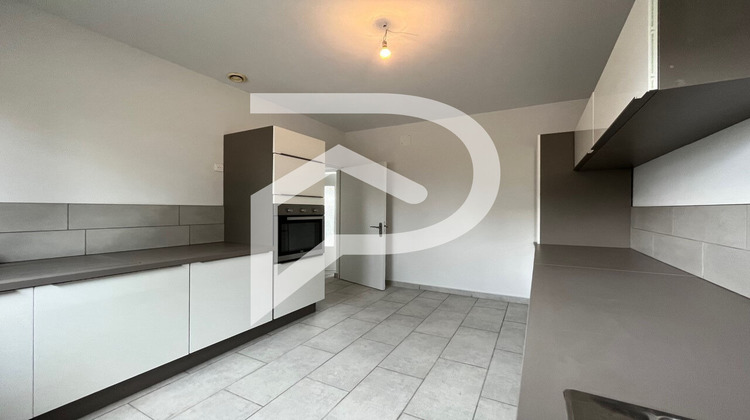 Ma-Cabane - Location Maison SAINT-CLEMENT, 121 m²