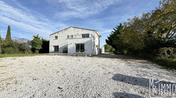 Ma-Cabane - Location Maison Saint-Clément-de-Rivière, 161 m²