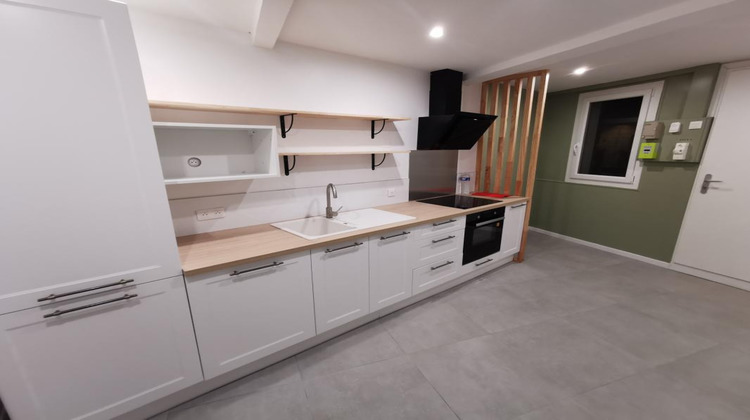 Ma-Cabane - Location Maison SAINT CYPRIEN, 51 m²