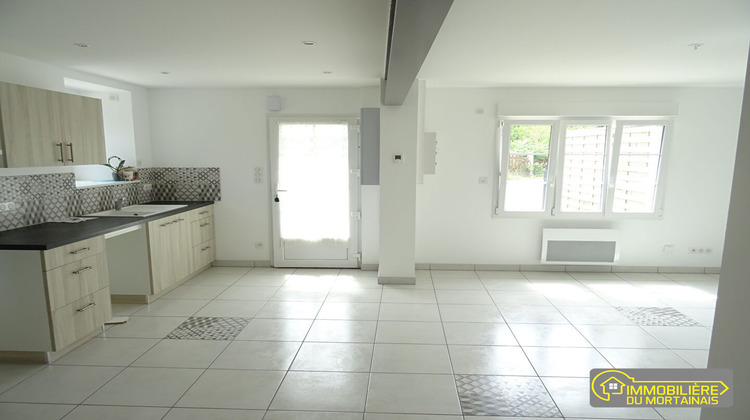 Ma-Cabane - Location Maison Saint-Cyr-du-Bailleul, 53 m²