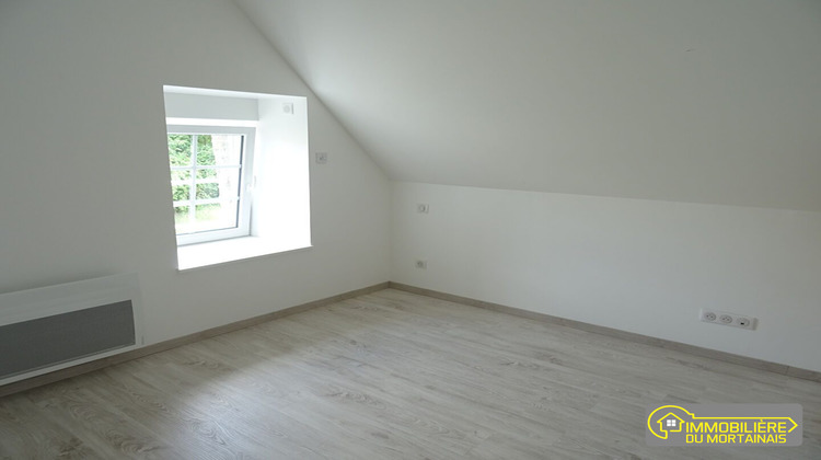 Ma-Cabane - Location Maison Saint-Cyr-du-Bailleul, 53 m²