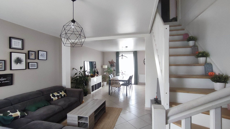 Ma-Cabane - Location Maison SAINT-DENIS-DE-L'HOTEL, 103 m²
