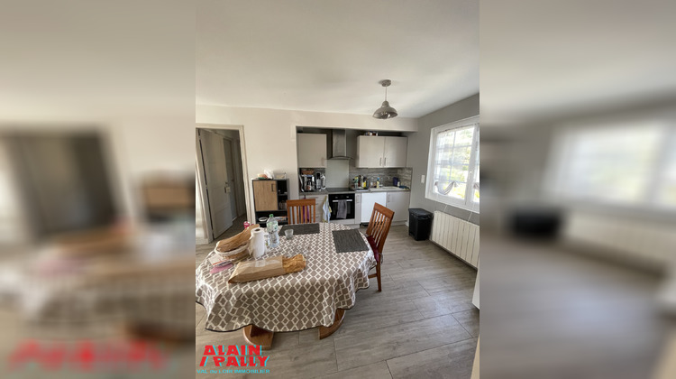 Ma-Cabane - Location Maison Saint-Denis-les-Ponts, 68 m²