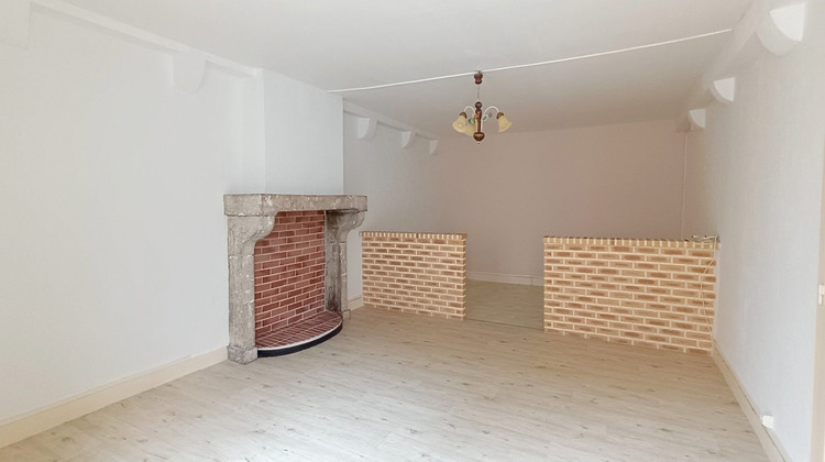 Ma-Cabane - Location Maison Saint-Denis-sur-Loire, 75 m²