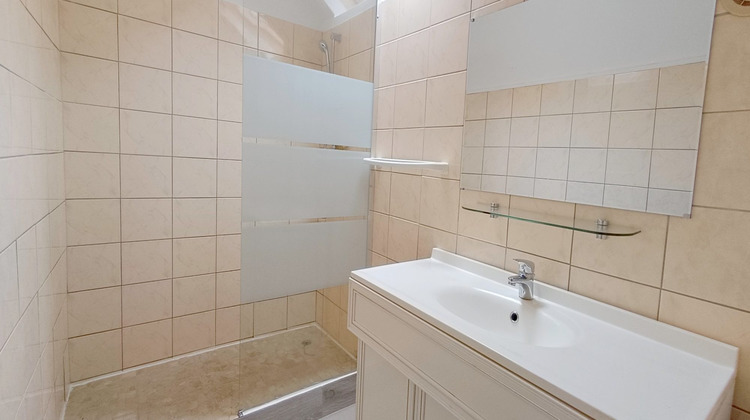 Ma-Cabane - Location Maison Saint-Denis-sur-Loire, 75 m²