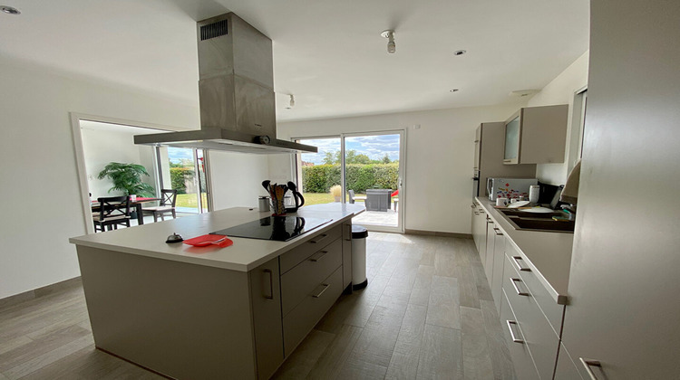 Ma-Cabane - Location Maison SAINT-DENIS-SUR-LOIRE, 137 m²