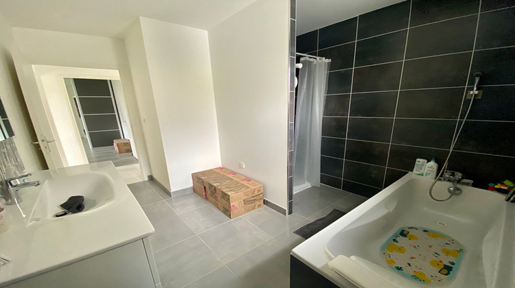 Ma-Cabane - Location Maison SAINT-DENIS-SUR-LOIRE, 137 m²