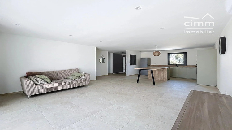 Ma-Cabane - Location Maison Saint-Didier, 90 m²