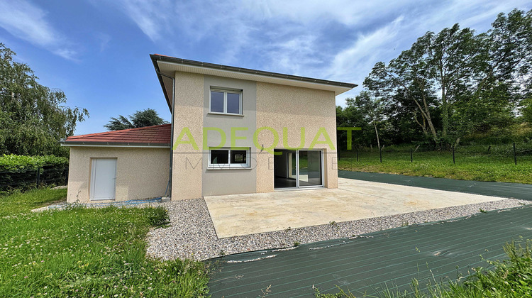 Ma-Cabane - Location Maison Saint-Didier-de-la-Tour, 90 m²