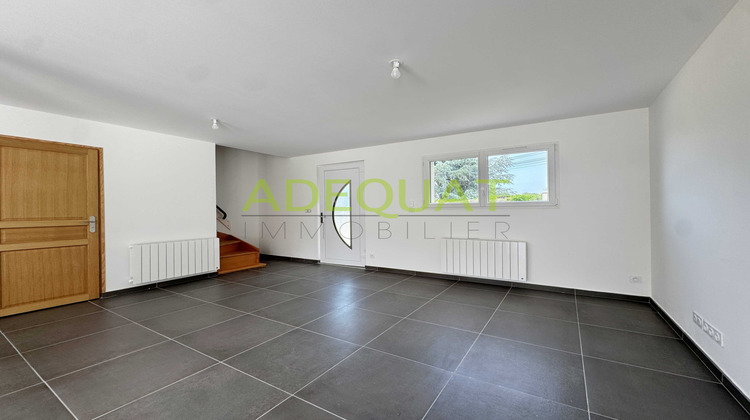 Ma-Cabane - Location Maison Saint-Didier-de-la-Tour, 90 m²