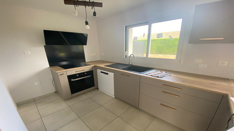 Ma-Cabane - Location Maison Saint-Donat-sur-l'Herbasse, 84 m²