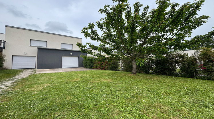 Ma-Cabane - Location Maison SAINT-ERBLON, 110 m²