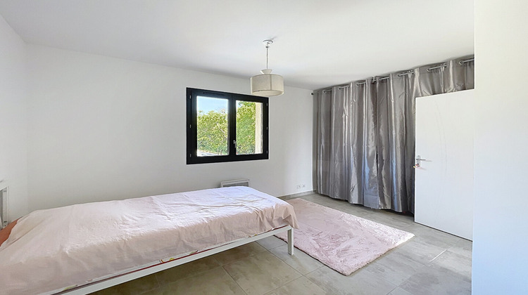Ma-Cabane - Location Maison SAINT-ESTEVE-JANSON, 91 m²