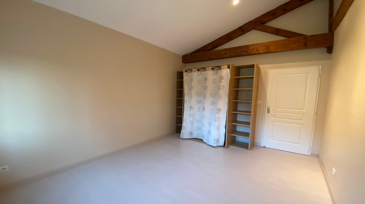 Ma-Cabane - Location Maison SAINT-ETIENNE-DE-CROSSEY, 106 m²
