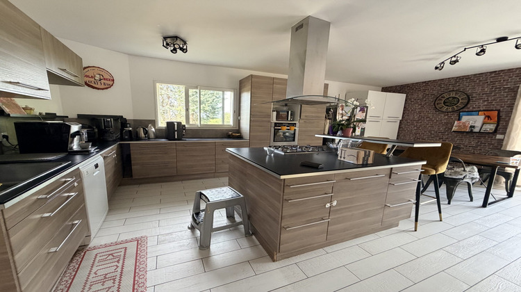Ma-Cabane - Location Maison SAINT-ETIENNE-DE-SAINT-GEOIRS, 99 m²