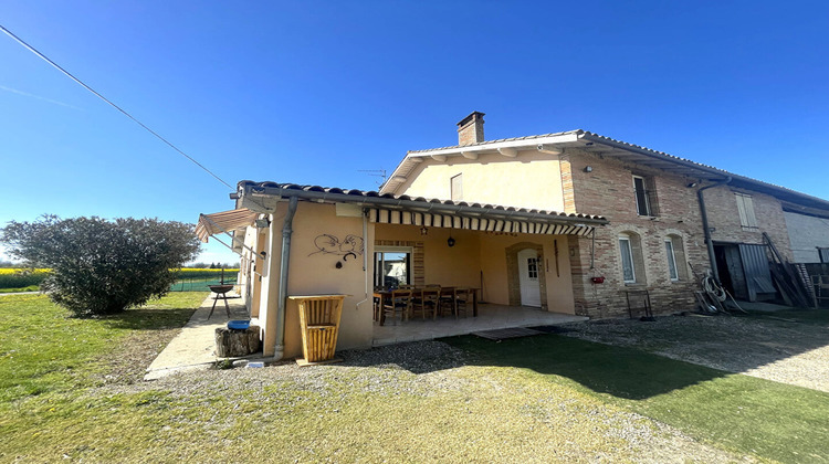 Ma-Cabane - Location Maison SAINT-ETIENNE-DE-TULMONT, 157 m²