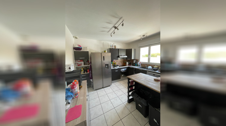 Ma-Cabane - Location Maison SAINT-ETIENNE-DE-TULMONT, 95 m²