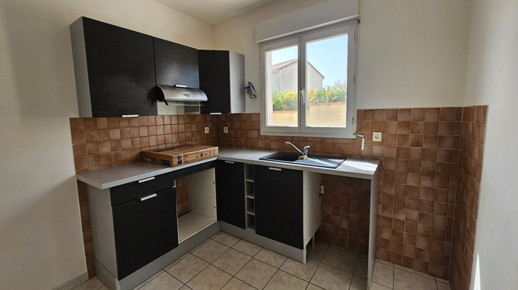 Ma-Cabane - Location Maison SAINT-ETIENNE-DE-TULMONT, 95 m²