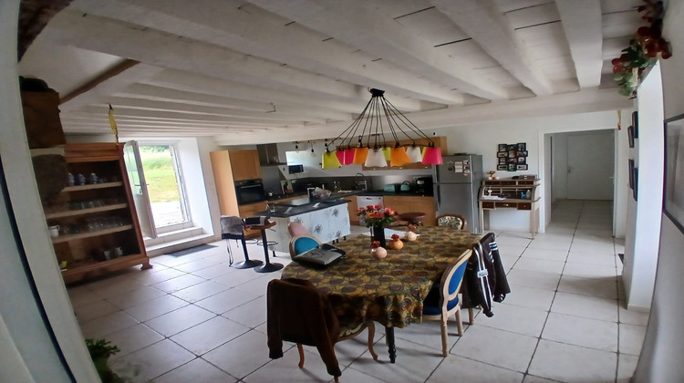 Ma-Cabane - Location Maison Saint-Fraimbault-de-Prières, 184 m²