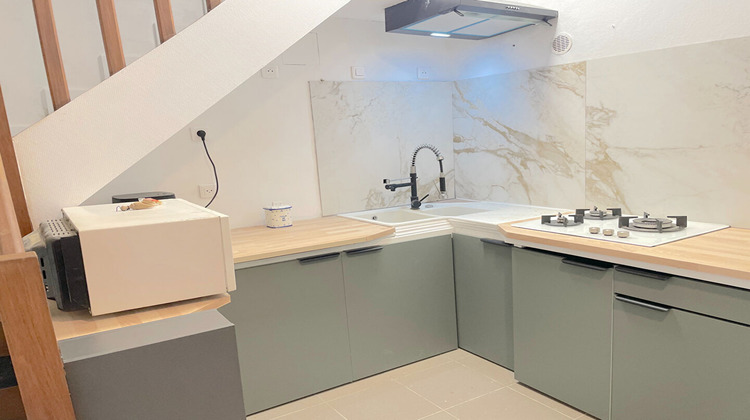 Ma-Cabane - Location Maison SAINT-GENES-DE-BLAYE, 85 m²